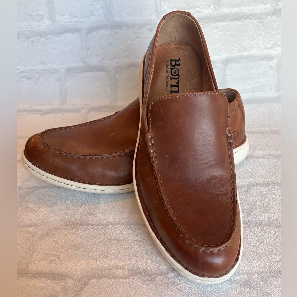 Born Brown Leather Slip-On Moccasin Loafers with White Sole size 8